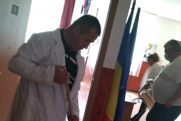 foto-2357942108-EE61-7198-E121-4596BEBD1EAF.jpeg